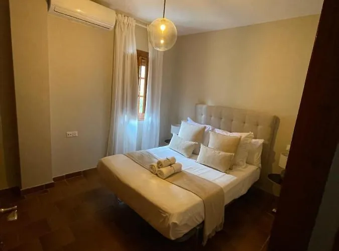 Turisticos, Ponce De Leon, Deluxe *